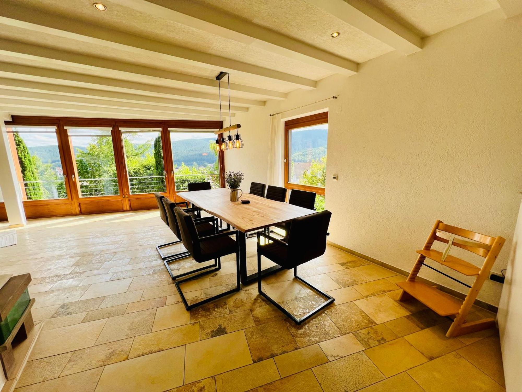 Panoramablick Mit Privatparkplatz, 2 Balkone Und 1,5 Baeder Apartman Titisee-Neustadt Kültér fotó